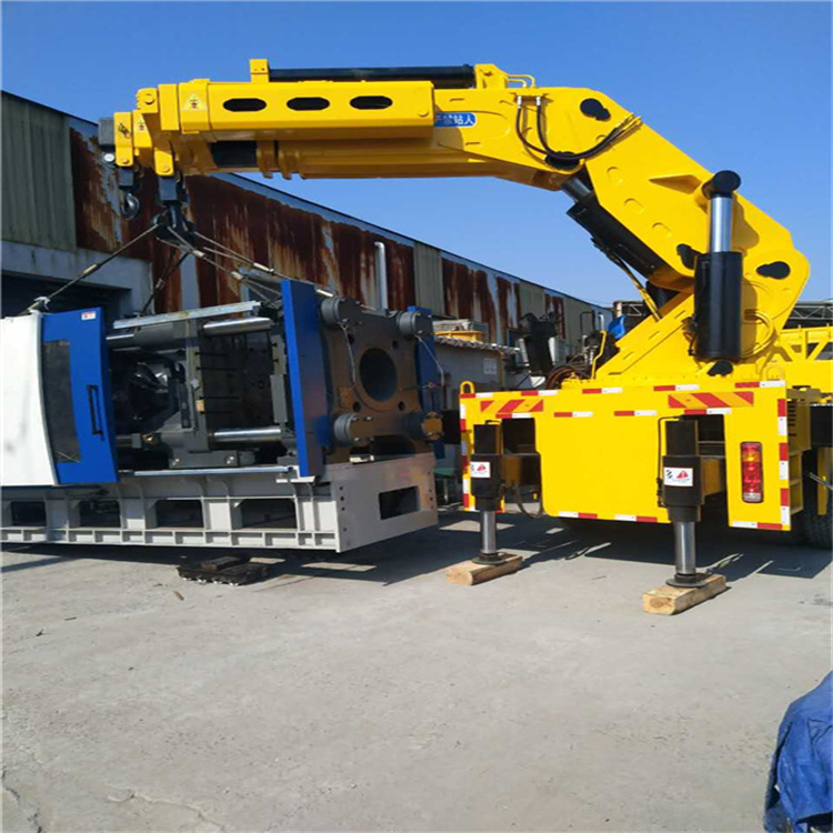 苏州虎丘 大吨位折臂吊出租费用解析：一小时租赁多少钱