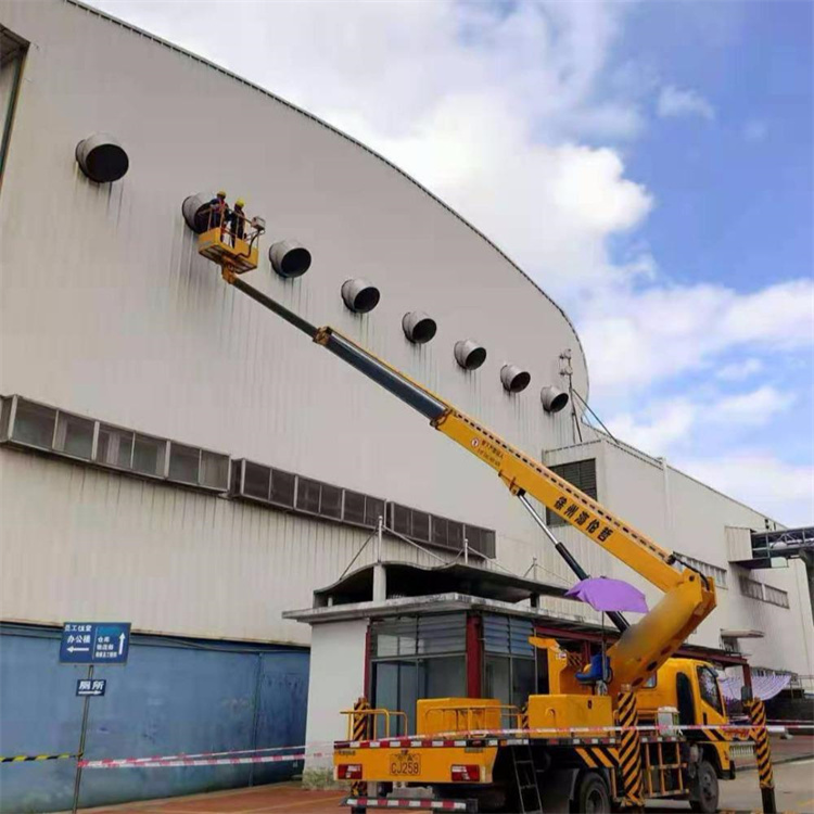 苏州虎丘高空作业车出租服务：专业广告牌安装解决方案