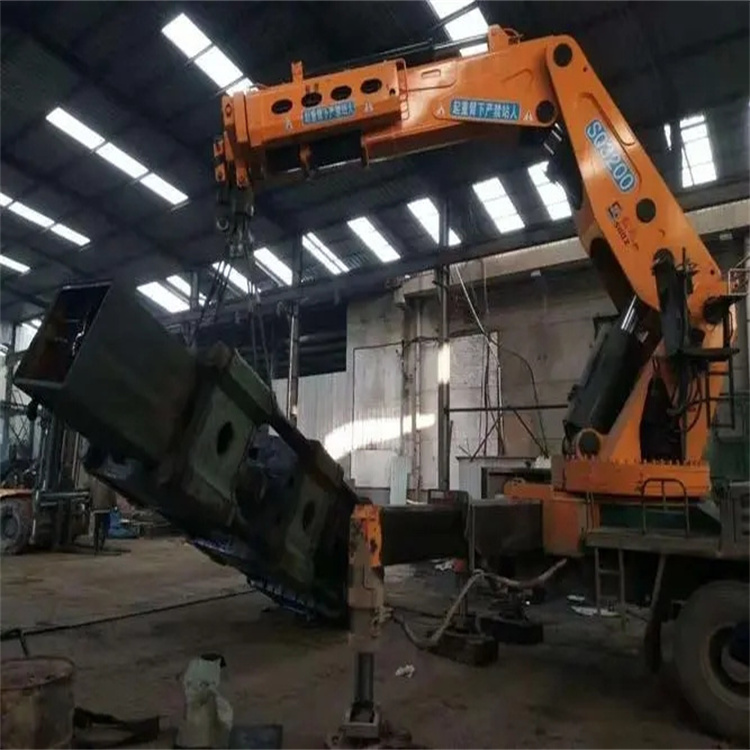 苏州虎丘200吨折臂吊出租